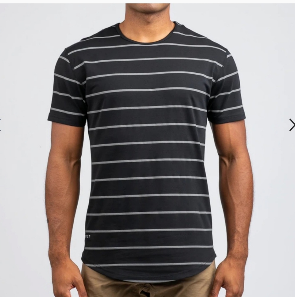 BYLT mens striped tee shirt size medium